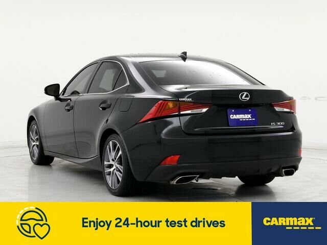 2019 Lexus IS