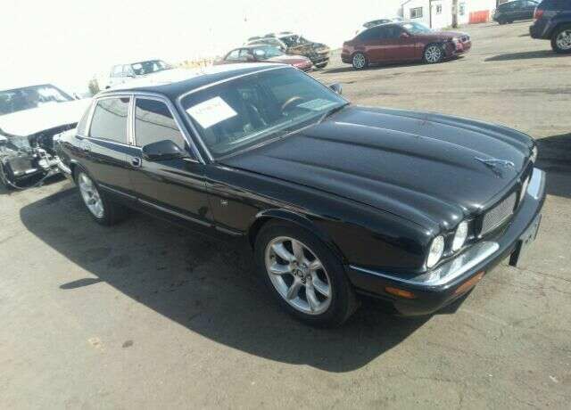 Jaguar XJR