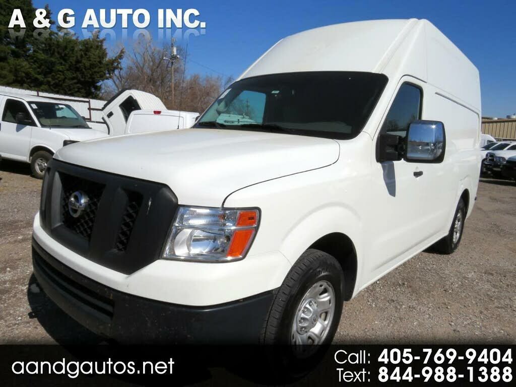 2017 NISSAN NV