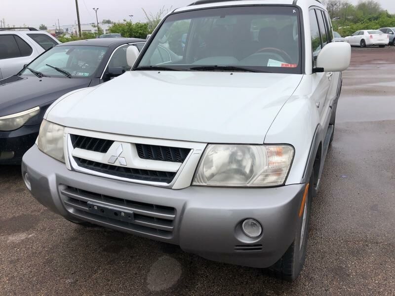Mitsubishi Montero