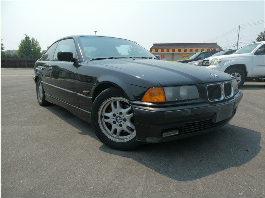 BMW 328iS
