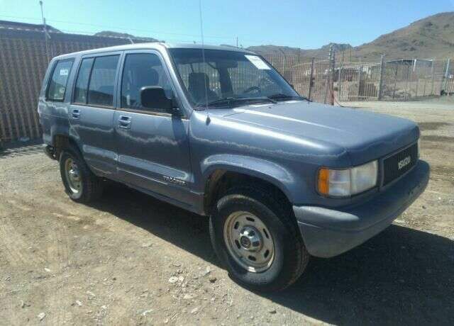 Isuzu Trooper