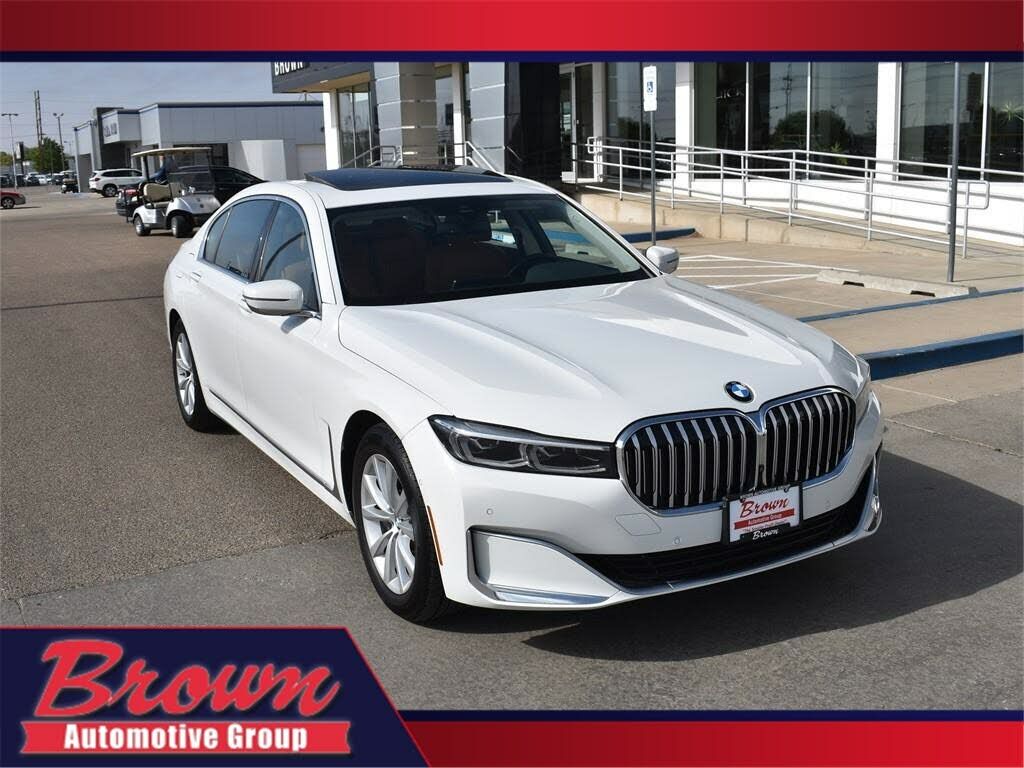 2020 BMW 740i