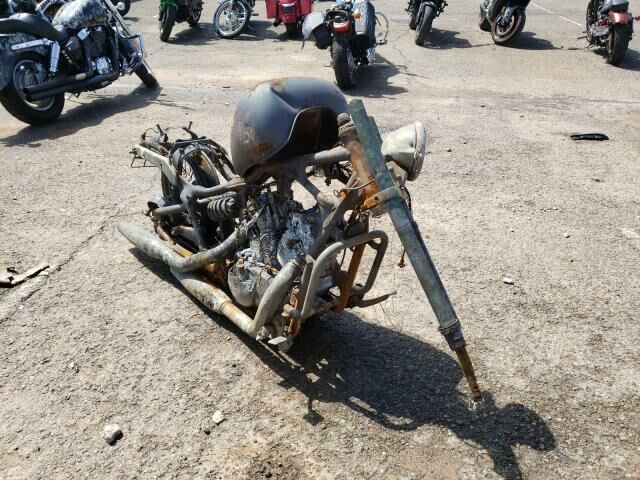 Honda VT600CD (SHADOW VLX DELUXE)