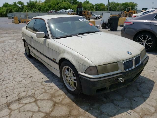 BMW 328iS