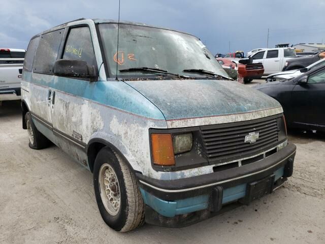 Chevrolet Astro Van