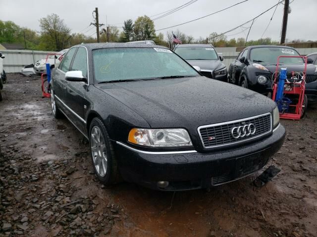 Audi S8