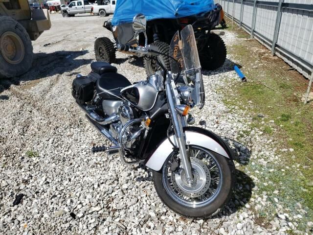 Honda VT750 (Shadow Aero)