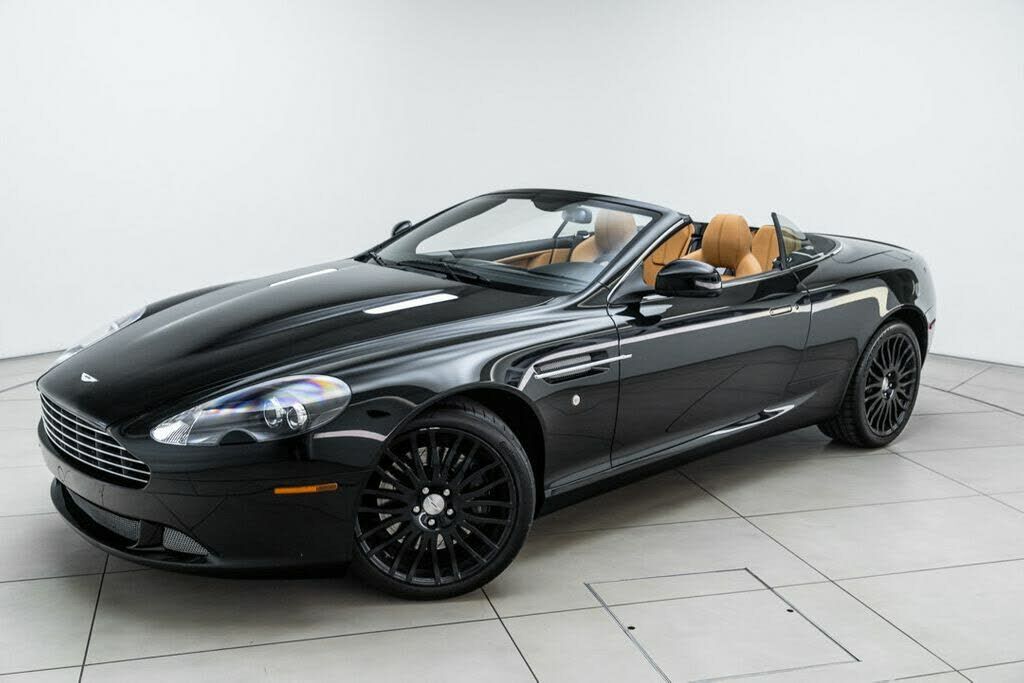Aston Martin DB9