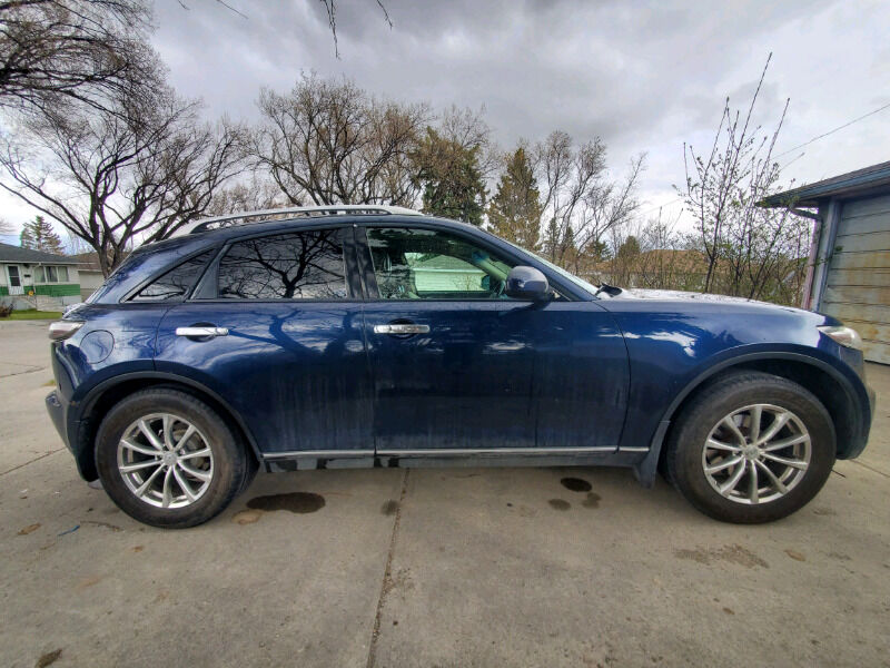 Infiniti FX45