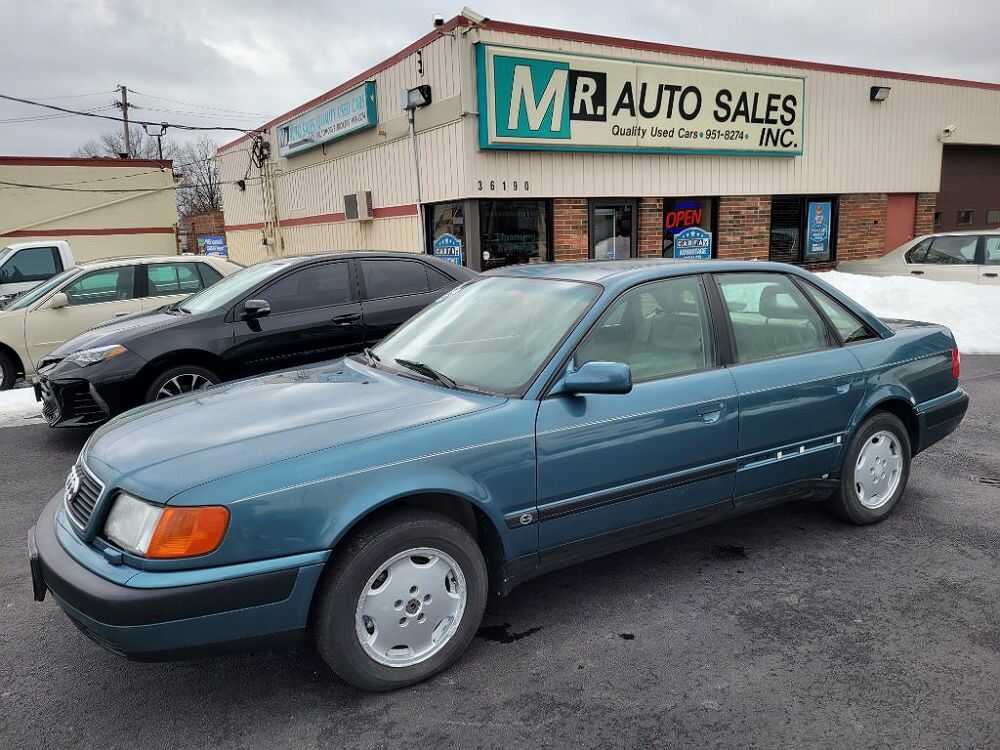 Audi 100
