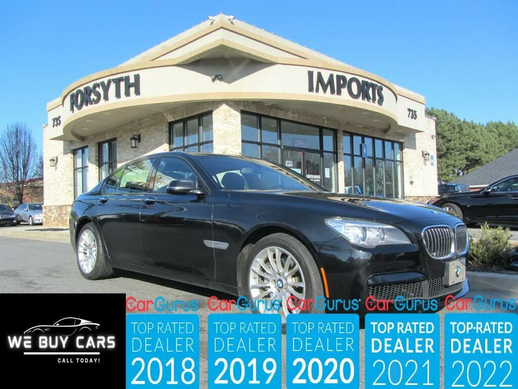 BMW 740i