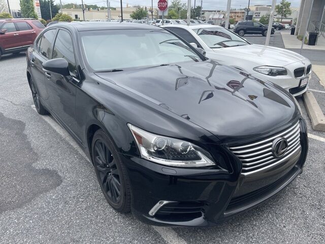 2016 Lexus LS