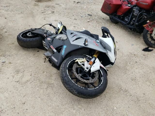 BMW S 1000 RR