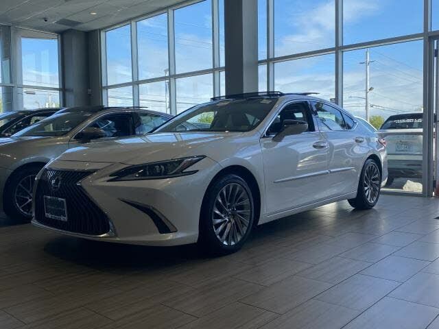 2019 Lexus ES