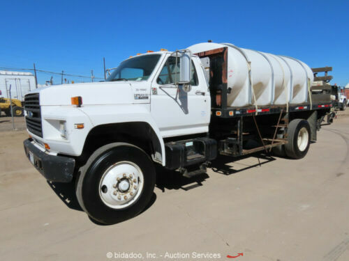 Ford F-700