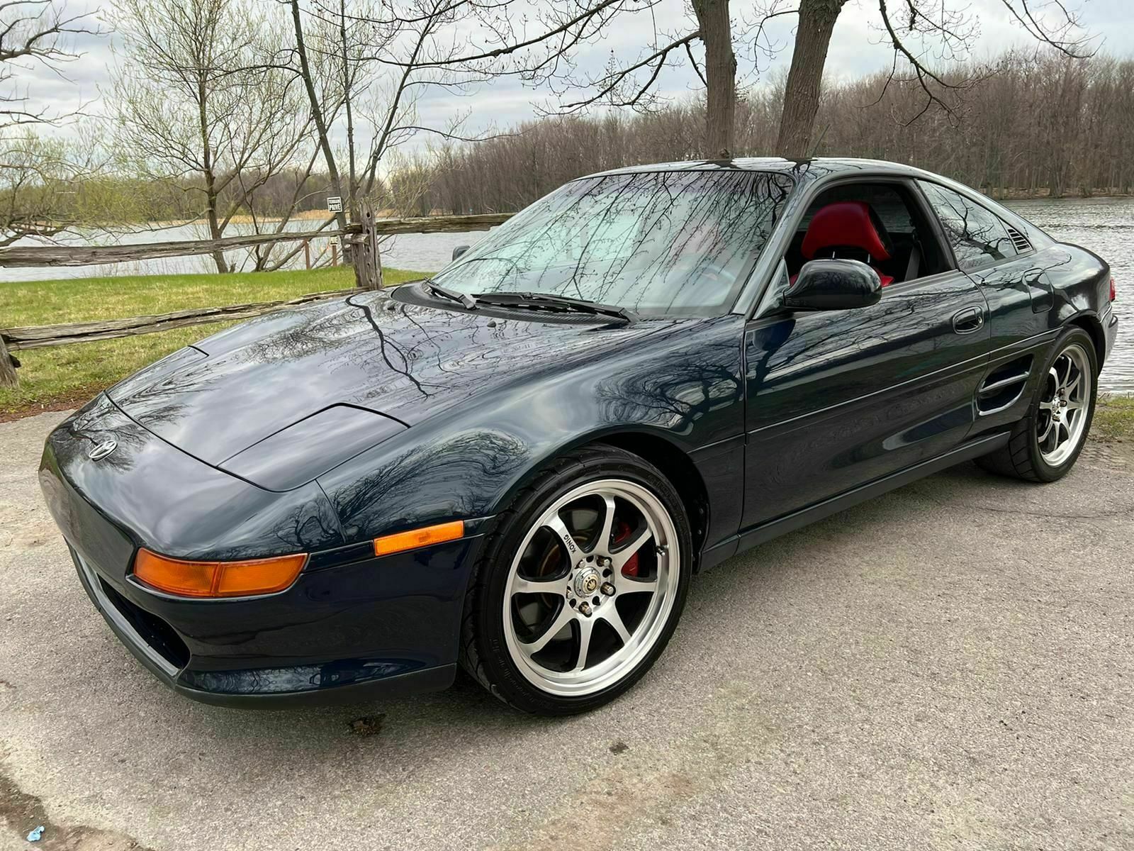 Toyota MR2