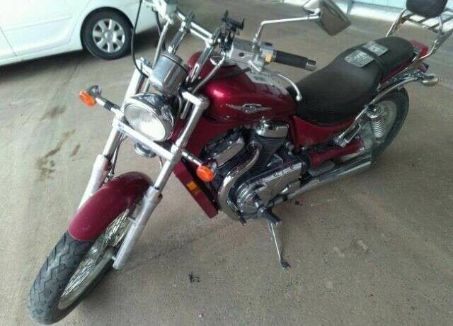 Suzuki VS800