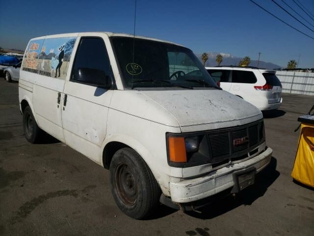 GMC Safari