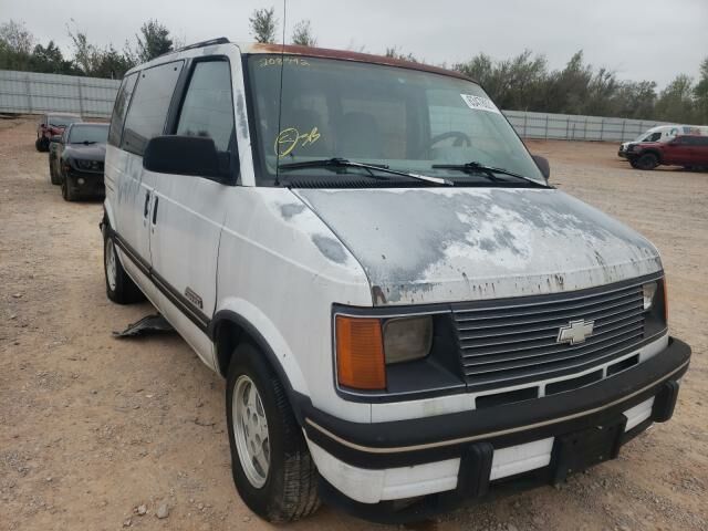 Chevrolet Astro Van