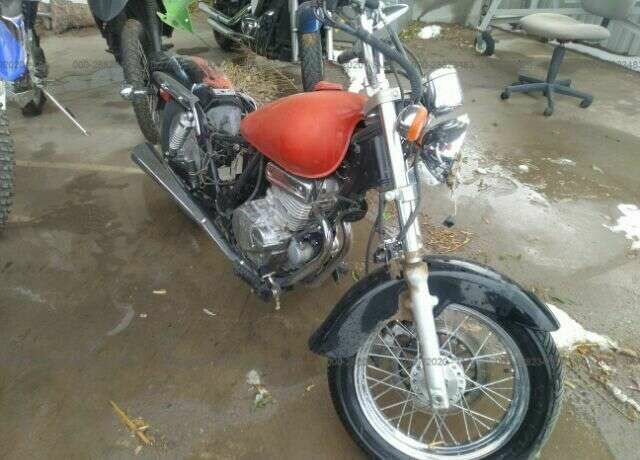 Suzuki GZ250