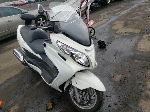 Suzuki AN400