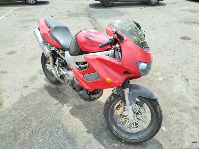 Honda VTR1000F (SUPERHAWK)