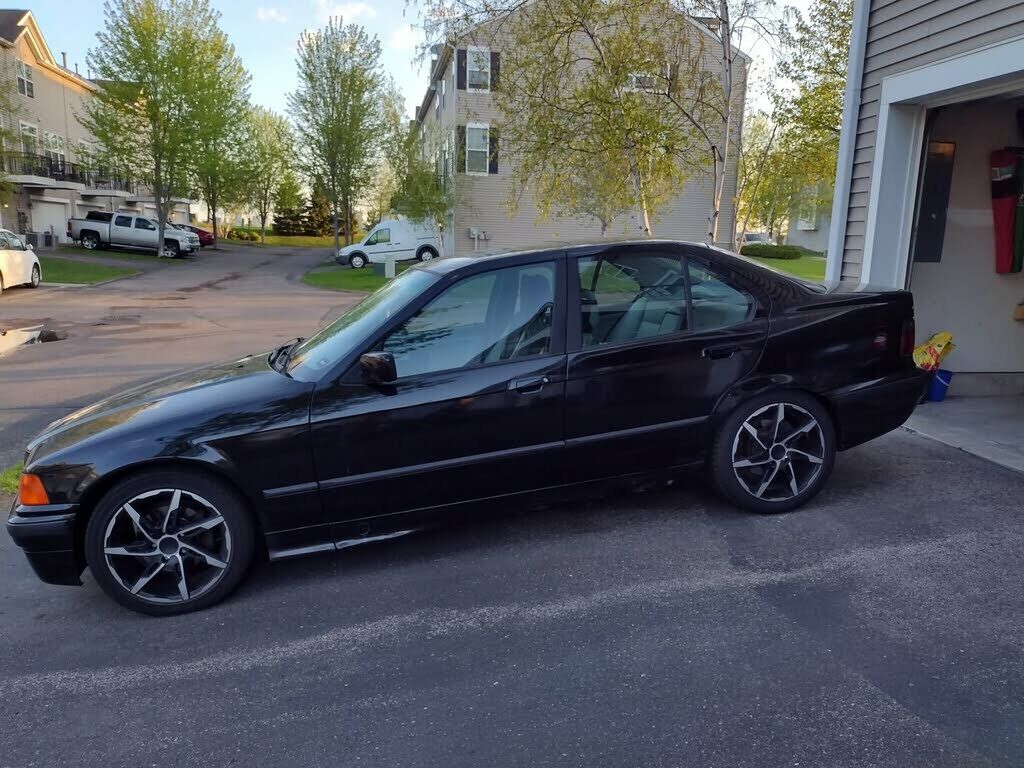 BMW 325i