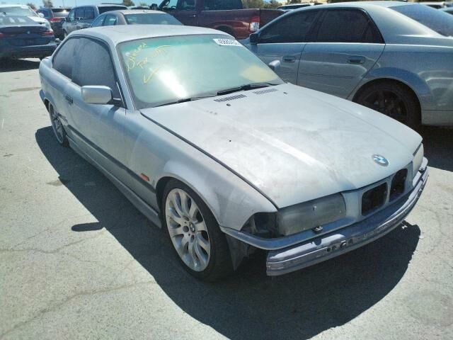 BMW 328iS
