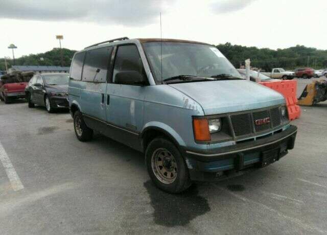 GMC Safari