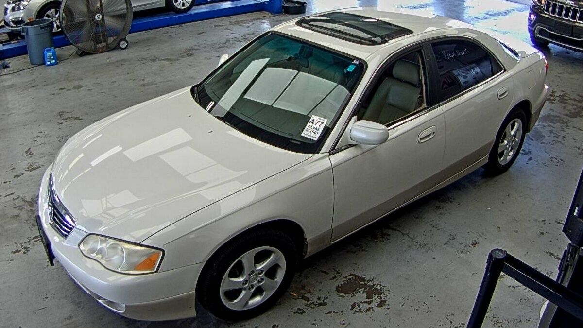 Mazda Millenia