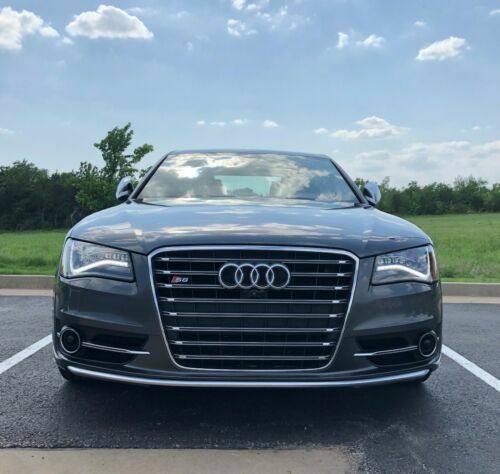 Audi S8