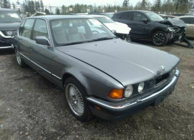 BMW 735iL