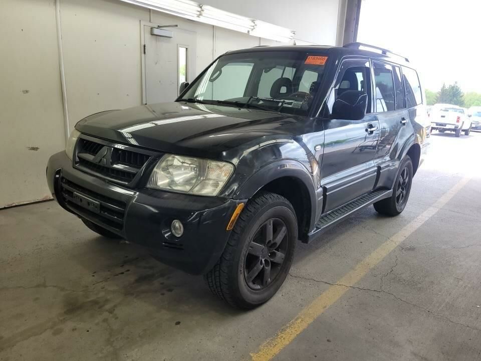 Mitsubishi Montero