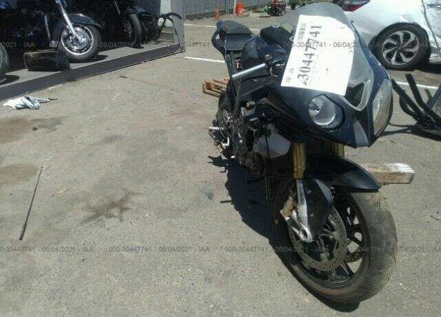 BMW S 1000 RR
