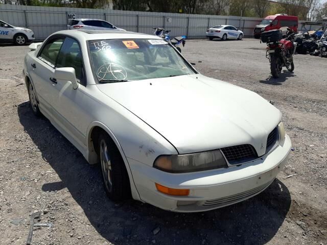 Mitsubishi Diamante