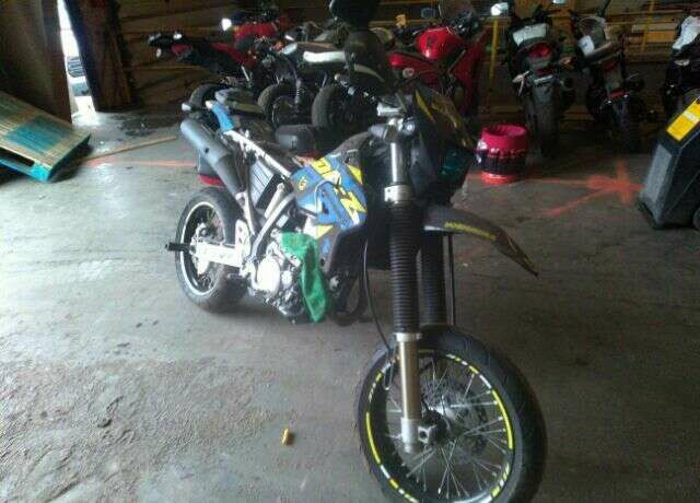 Suzuki DR-Z400SL