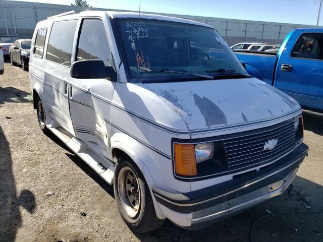 Chevrolet Astro Van