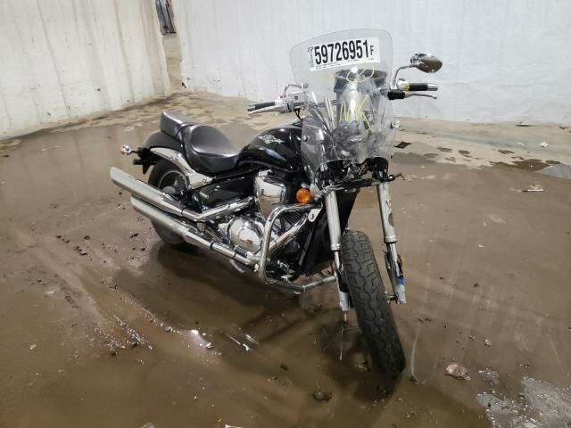 Suzuki VZ800L