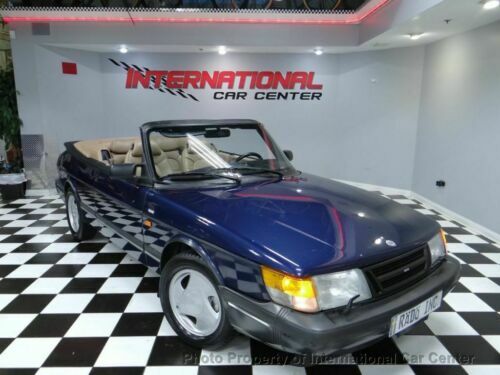 Saab 900