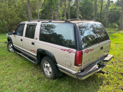 GMC Suburban