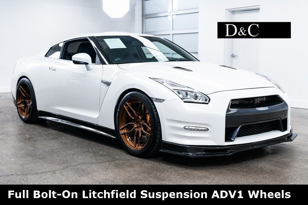 Nissan GT-R