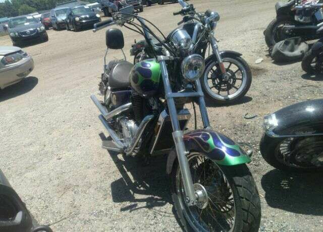 Honda VT1100C2 (SHADOW ACE)