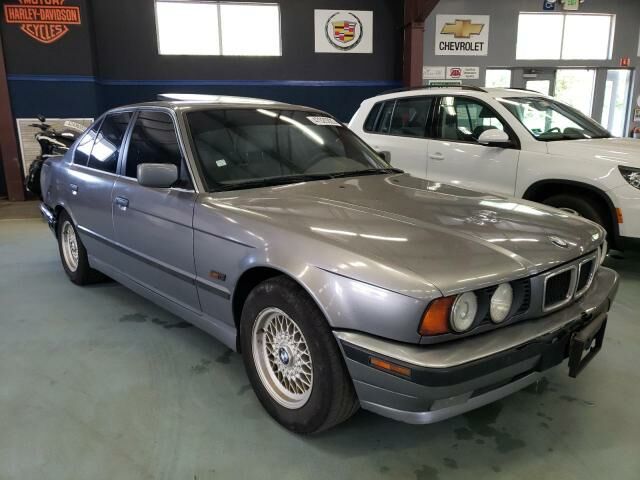 BMW 530i