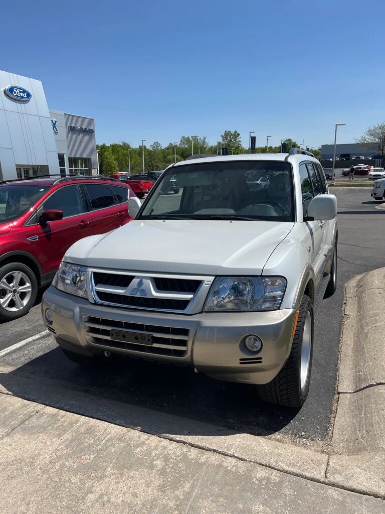 Mitsubishi Montero