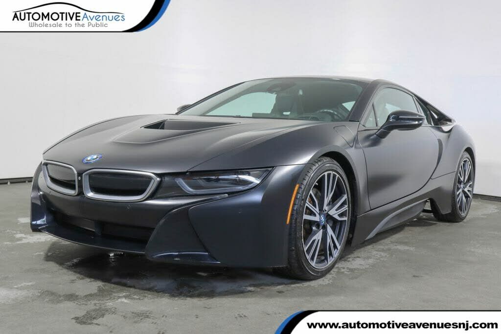 BMW i8