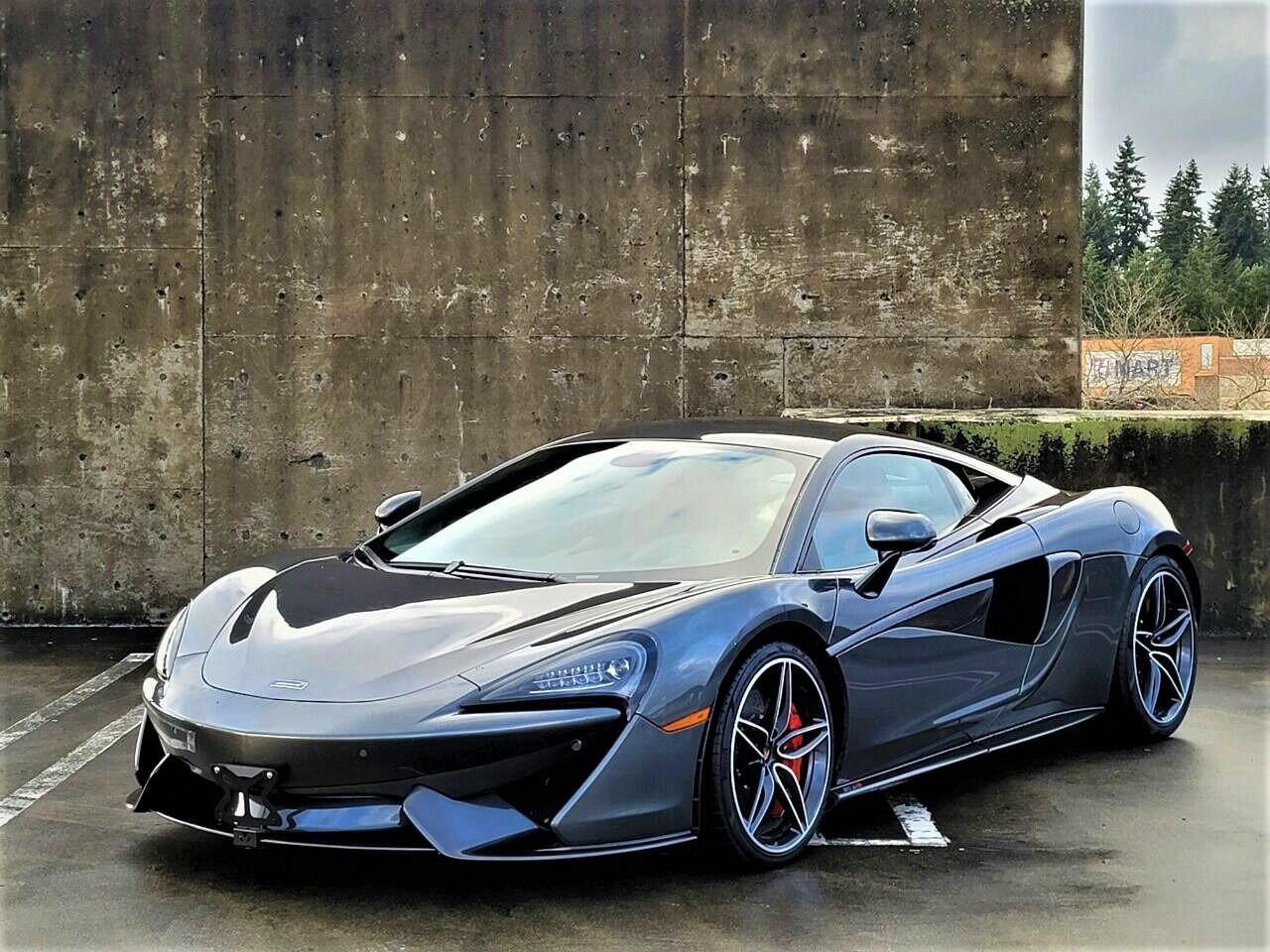 McLaren 570S