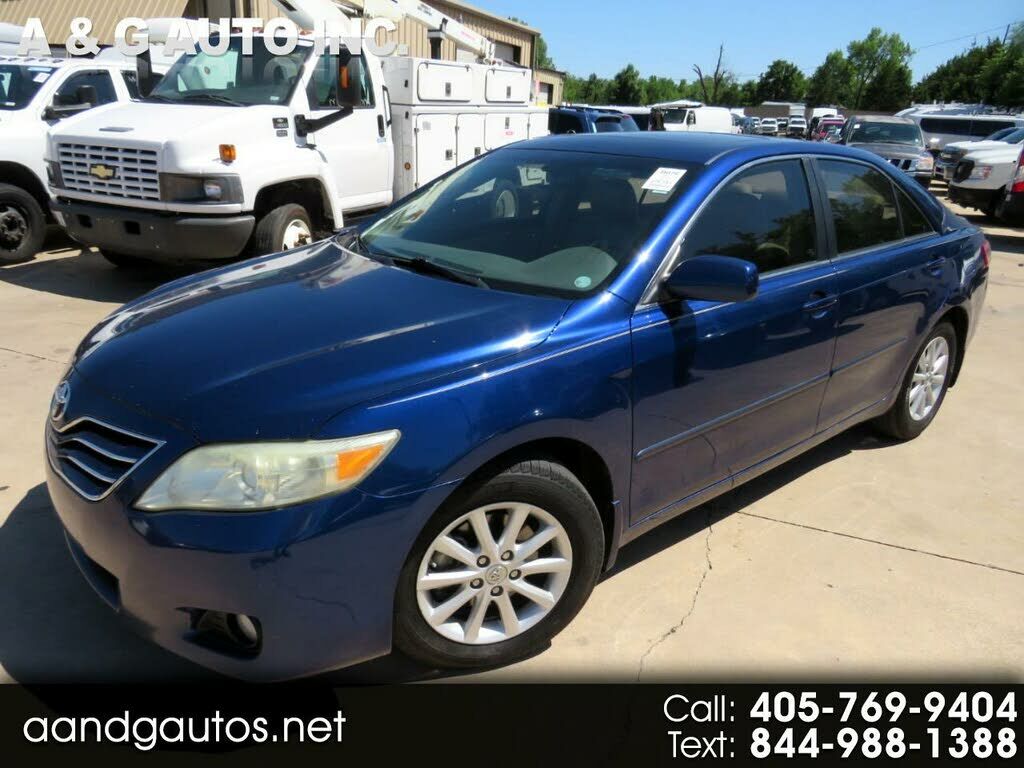 2011 TOYOTA Camry