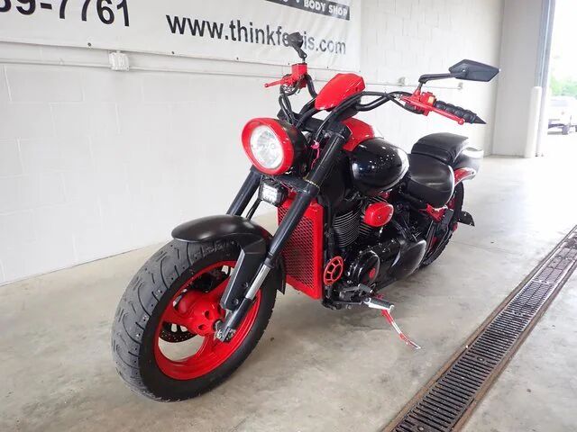 Suzuki VZ800