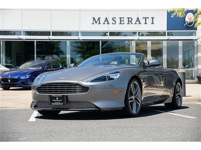 Aston Martin DB9